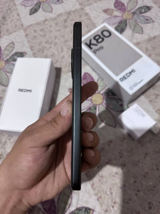 K80 pro ideal holatdagi
Imei oʻtgan
Hamma narsasi bor