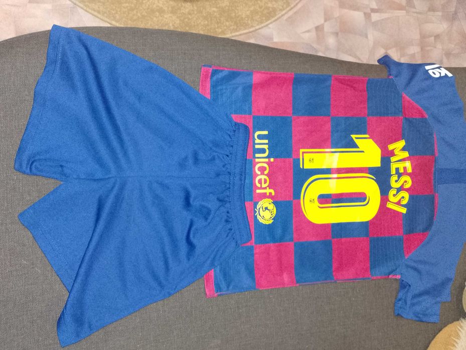 Футбольный костюм.