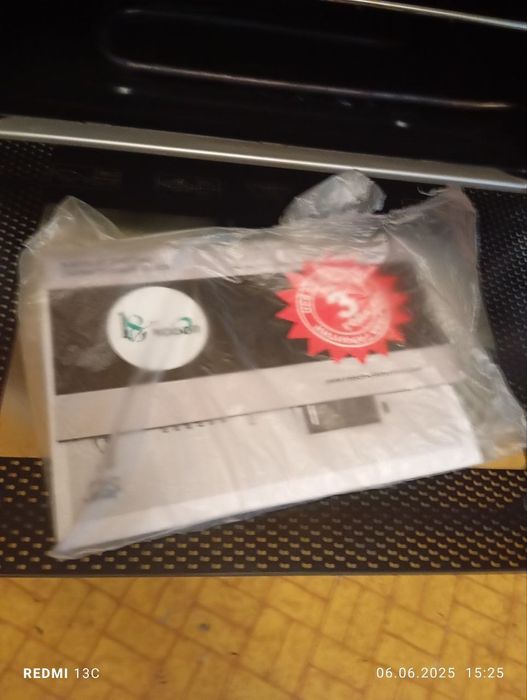 Продам электрическая духовка Roison