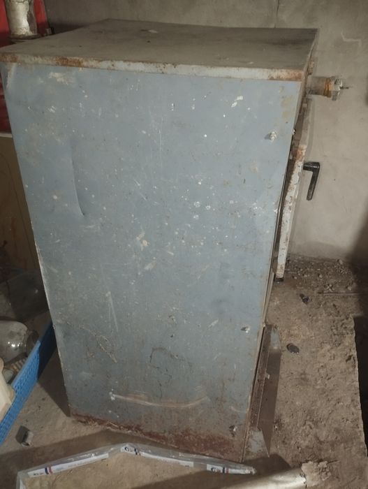 Чугунный катёл. Сделано в Ссср. Рабочий