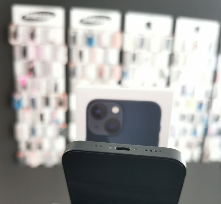 Iphone 13 Mini / Black / DeluxGSM
