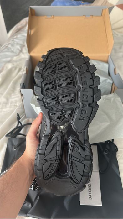Balenciaga Track Black