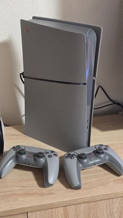 PlayStation 5 30th Anniversary, PS5 Digital 1TB cu Garantie