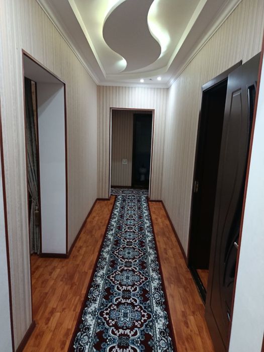 Продам сваю 4-3/3/9 квартиру в центре Ташкента
