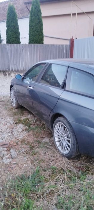 Vând Alfa Romeo 156 2.0Jts