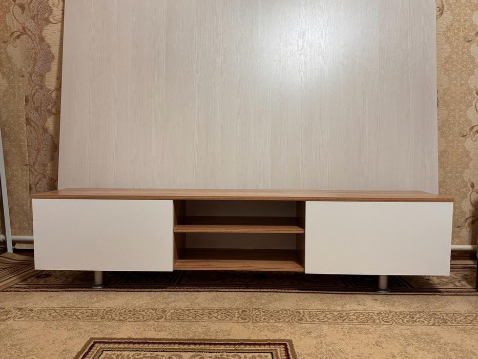 Продам телевизионные тумбы