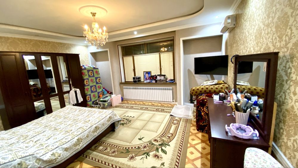 Уч хонали учинчи қавватда 122 м2 (мулжал Самкочавто)