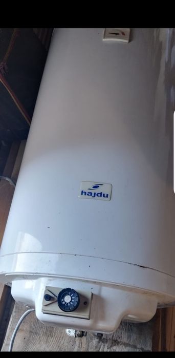 Se vinde boiler pe gaz