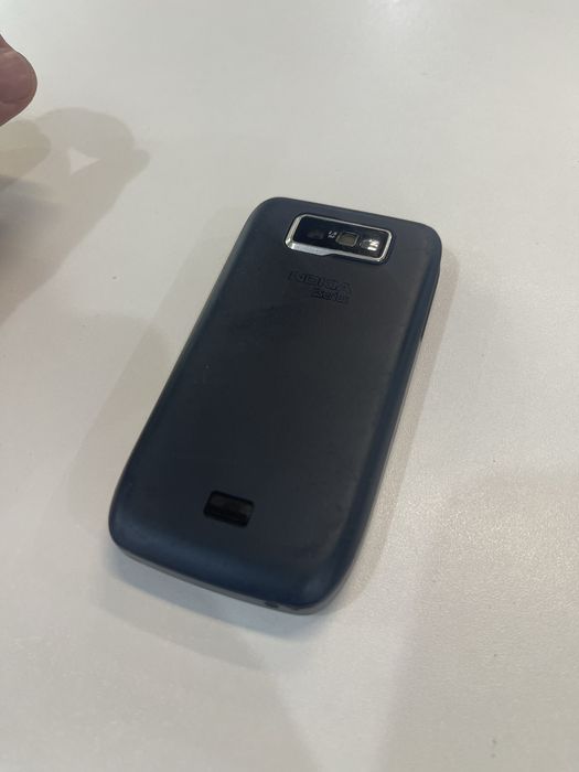 Телефон кнопачный Nokia E63