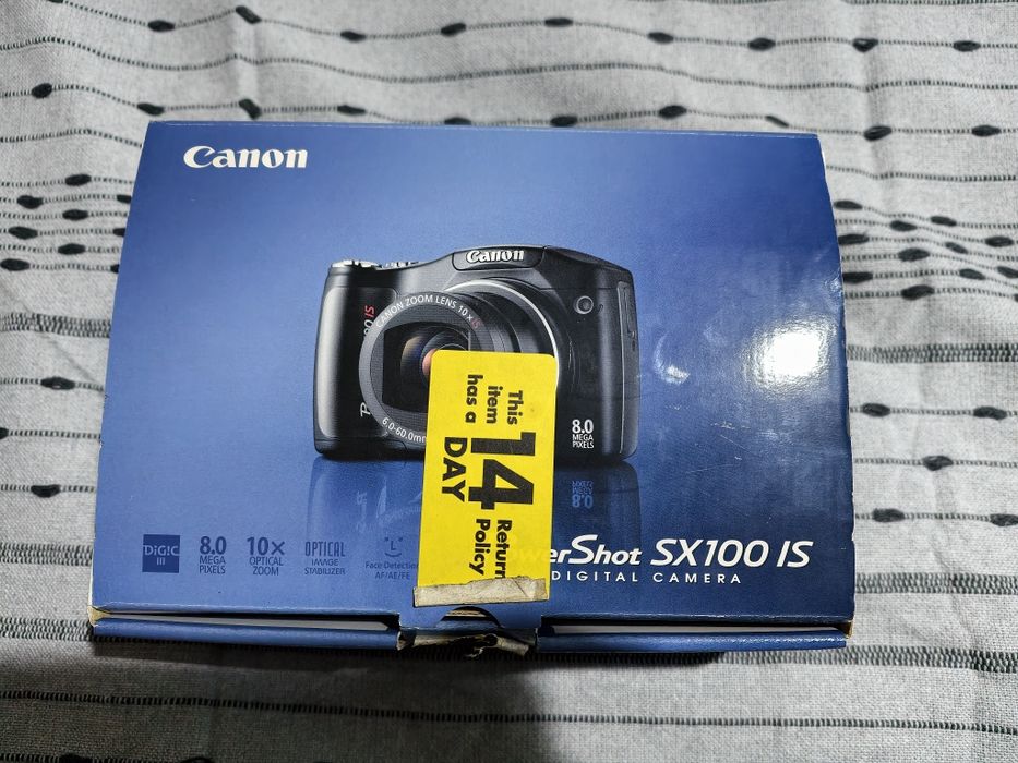 Canon PowerShot SX100 is