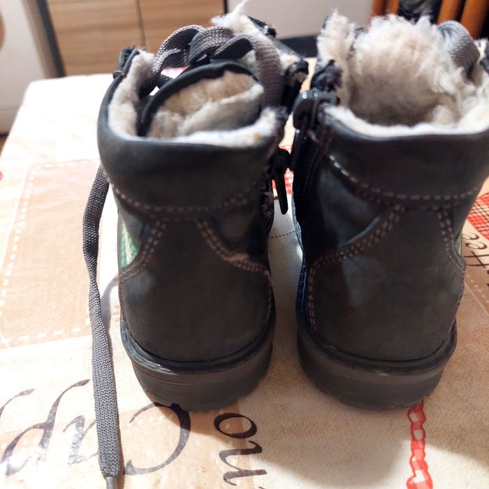 Бебешки боти 19 номер