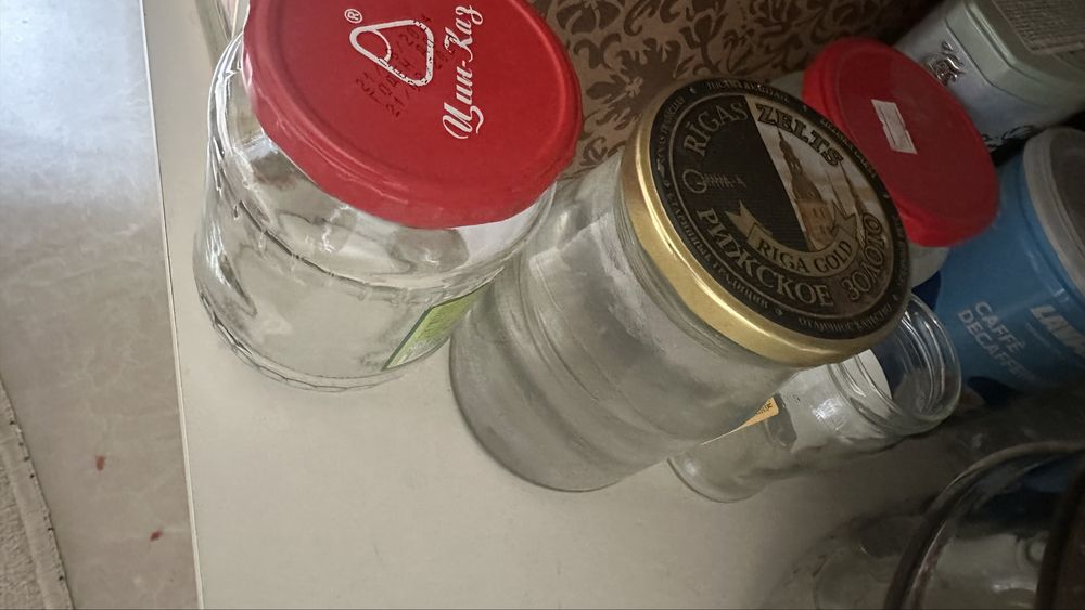 Банки с крышкой все чистые