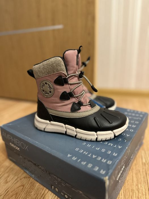 Сапоги Geox Новые для девочки