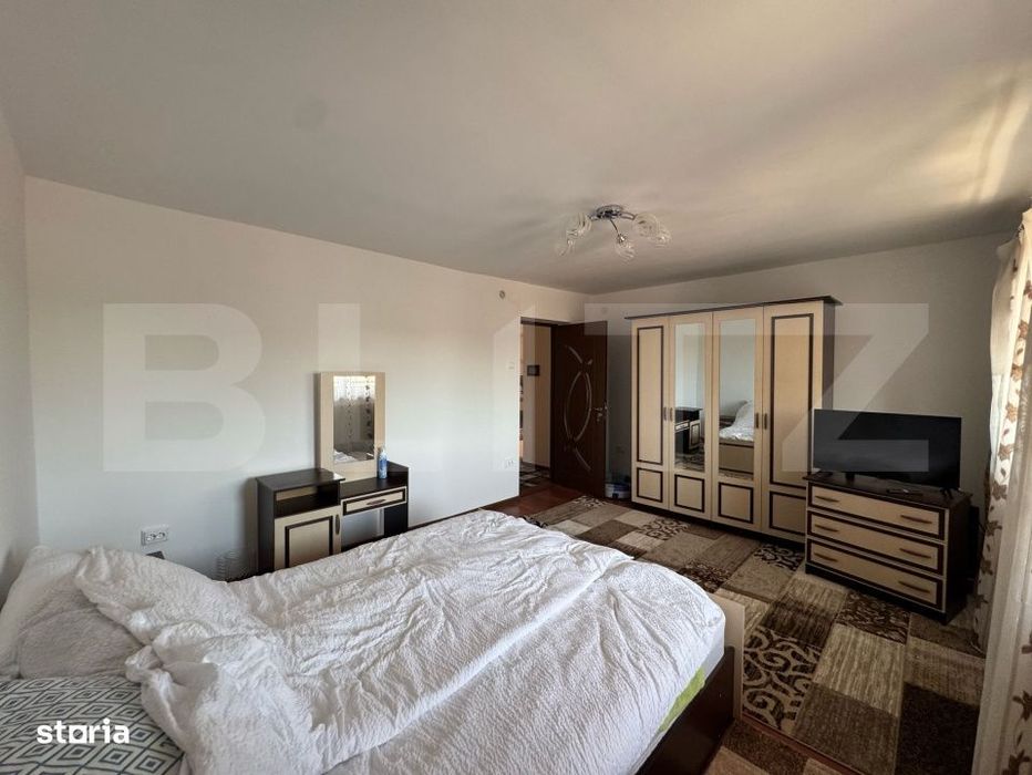 Casa cu 6 camere in Cristur, 287mp