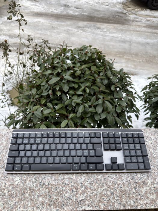 Tastatura Logitech MX Mechanical Linear, iluminata, Bluetooth