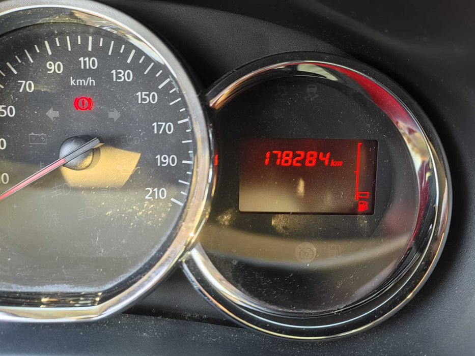 Dacia Sandero Stepway 2015 - 0.9 TCe Benzină - 178.000 km - 90 CP