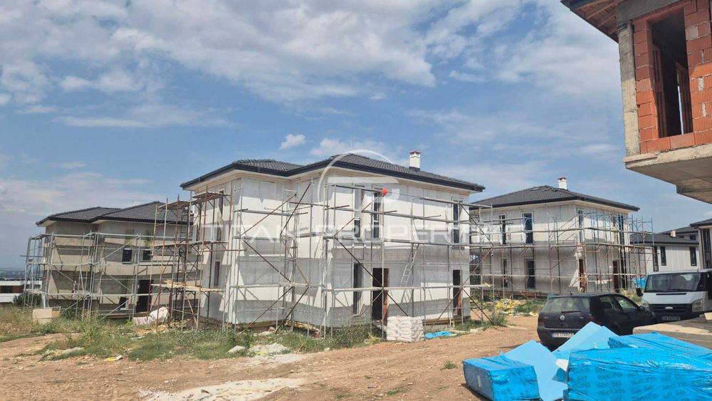 Продава се Къща в с. Марково, Област Пловдив - 165 кв.м за 1243 €/кв.м - Снимка #2