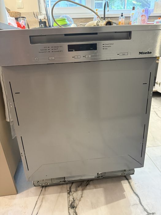 Съдомиялна MIELE 60cm.