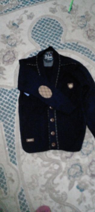 Продам подрасковая кофта