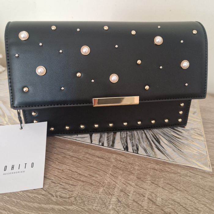 Дамска чанта на MOHITO