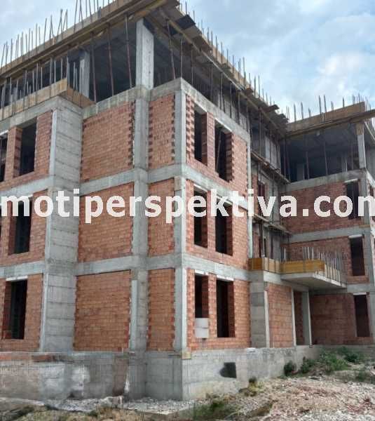 Продава се Двустаен апартамент в Пловдив, Остромила - 67 кв.м за 1300 €/кв.м - Снимка #1