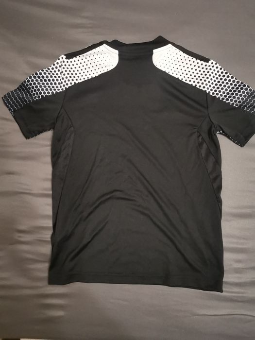 Тениска на адидас