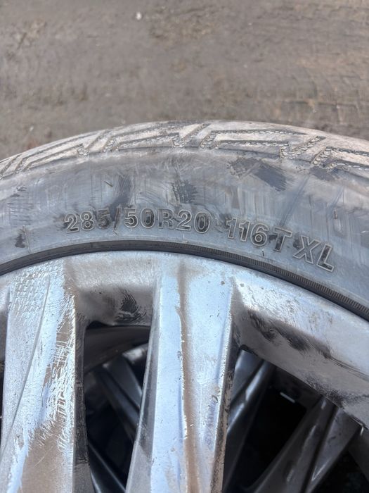 Продам резину от Лексус 470