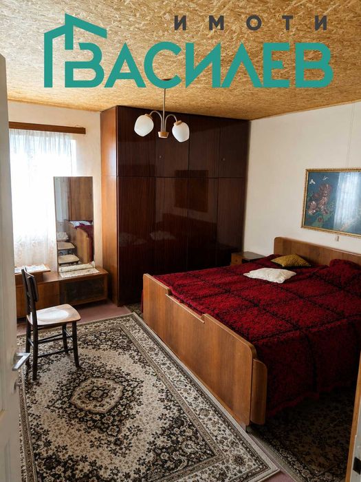 Продава КЪЩА област Перник, с. Мещица