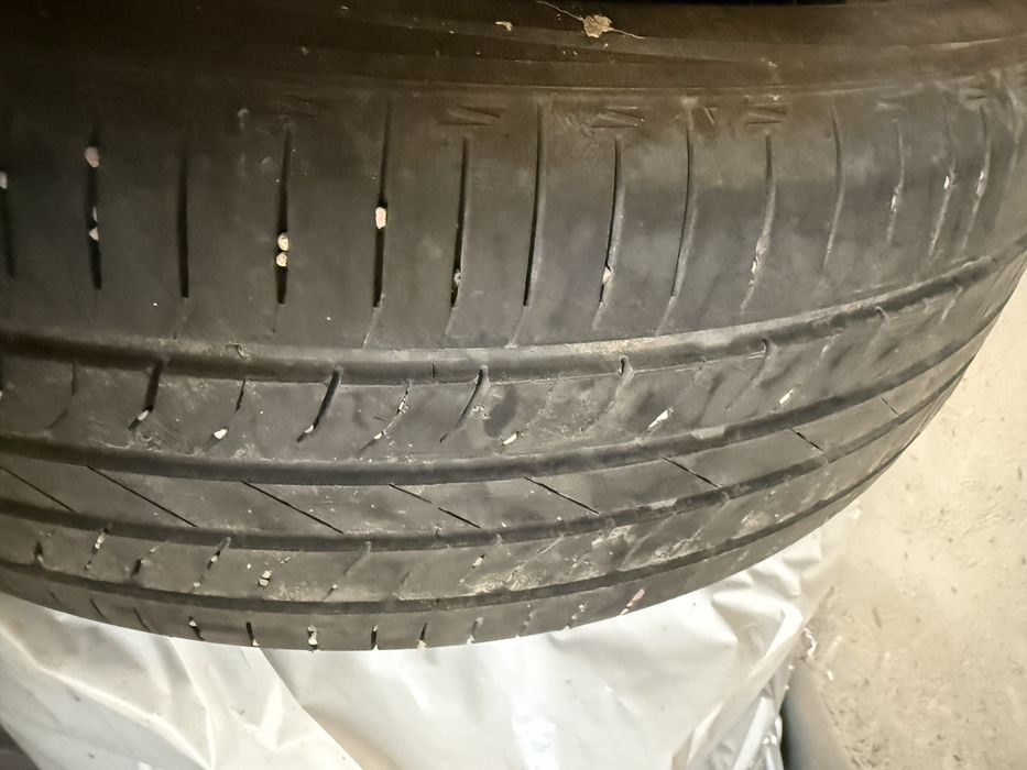 Резина новая 19 размер лето