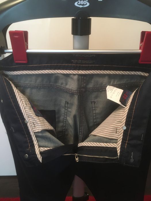 Blugi barbati Teodor bleumarin inchis marimea 32