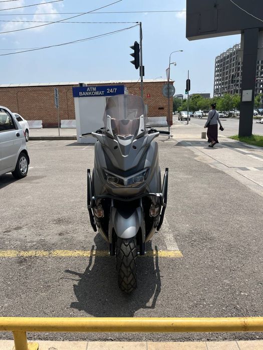 Продается скутер 180 куб. Имеется рассрочка