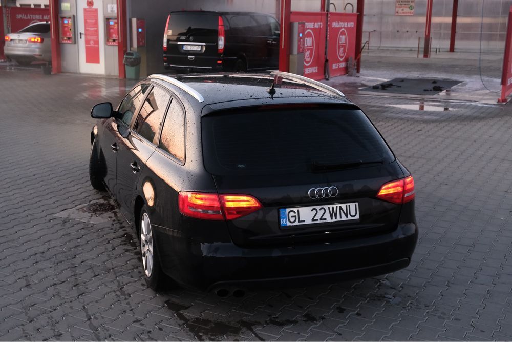 Vand Audi A4 B8 2010 Automat