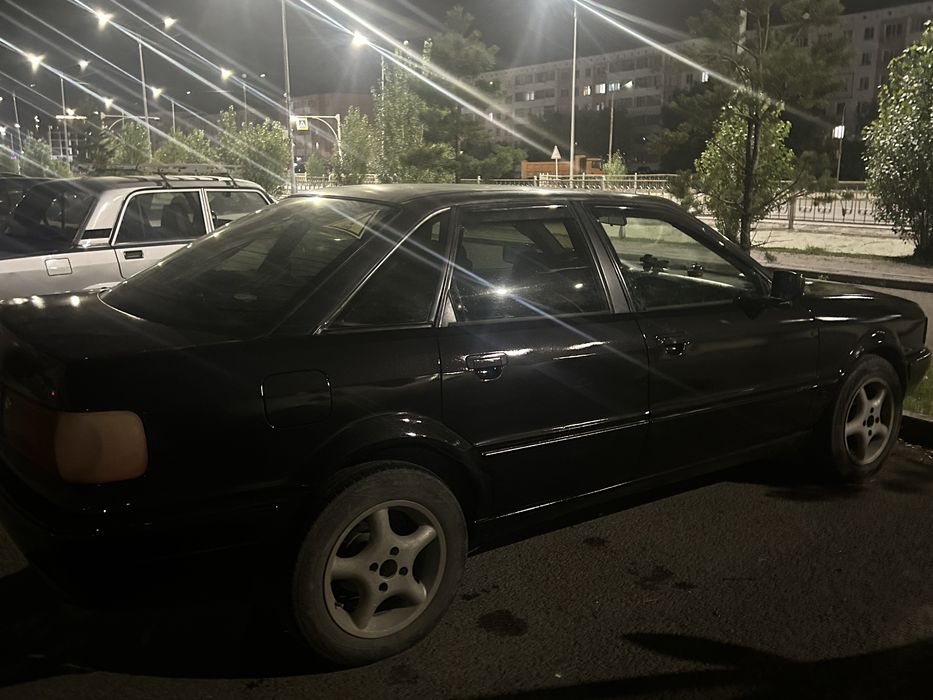 Продам Audi 80 b4