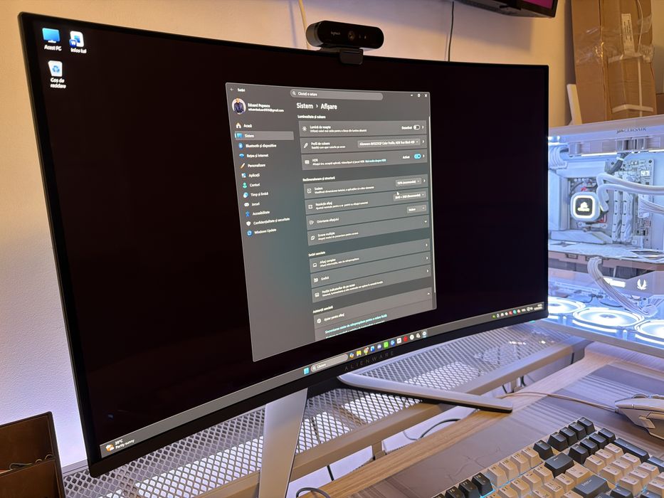 SETUP COMPLET GAMING/WORKSTATION : 32” OLED Alienware,RTX 5080, Ryzen 7 9800x3D, 32GB DDR 5, 2TB Samsung 990, accesorii