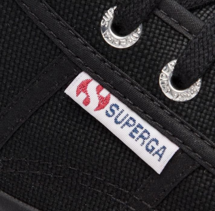 Спортни обувки Superga
