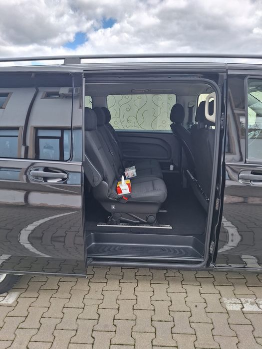 Microbuz de inchiriat-8+1 locuri