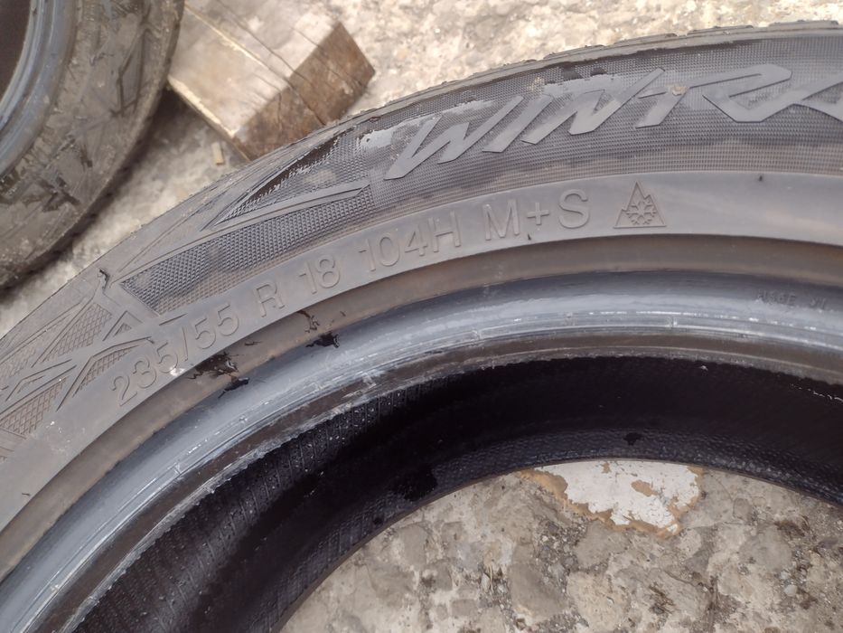 Топ състояние 4бр.235/55/18 Vredestein Wintrac dot3323