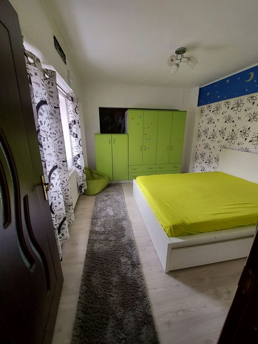 Vand apartament 2 camere ultracentral,  decomandat!