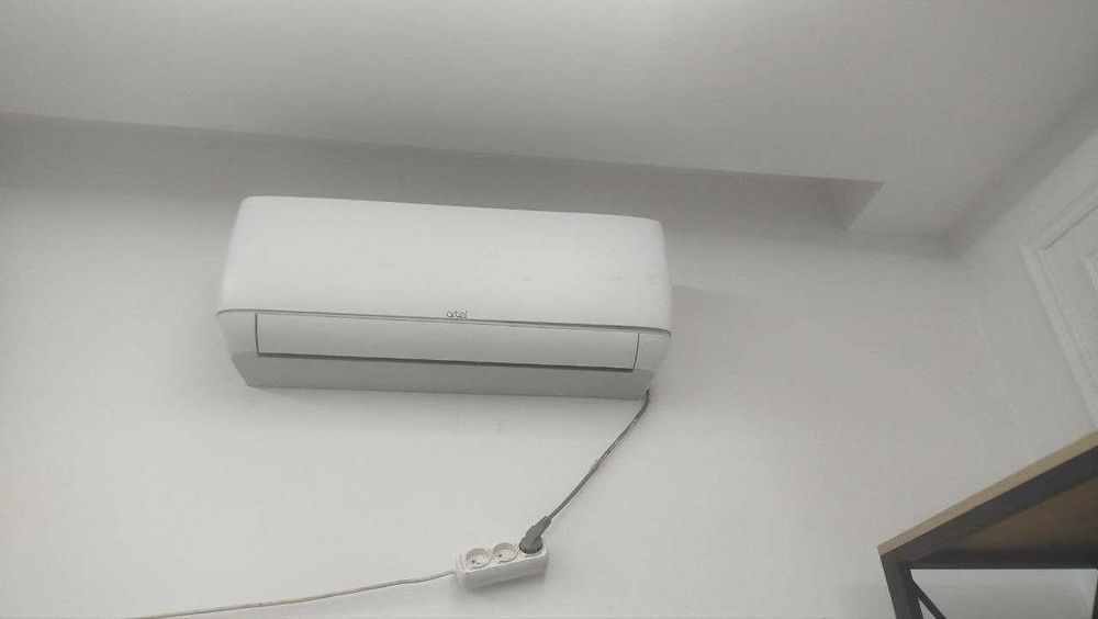 Kondetsionerlar sotiladi 1ta 8talik 2ta 12talik