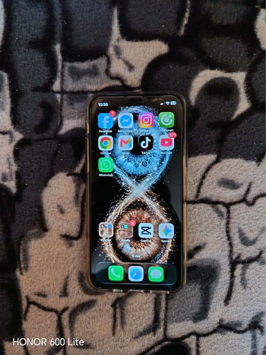 İphone 11 pro 100%