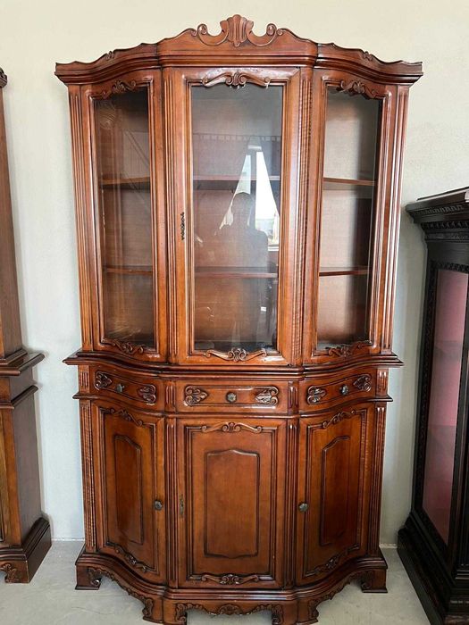 Vitrina Baroc/Lemn masiv!