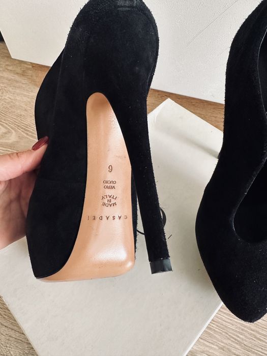 Ботильоны Casadei