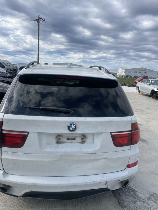 Elemente caroserie e70 lci facelift bara fata capota faruri