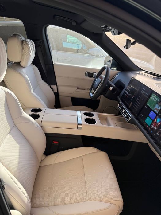 Lixiang 9 ultra yashil restyling