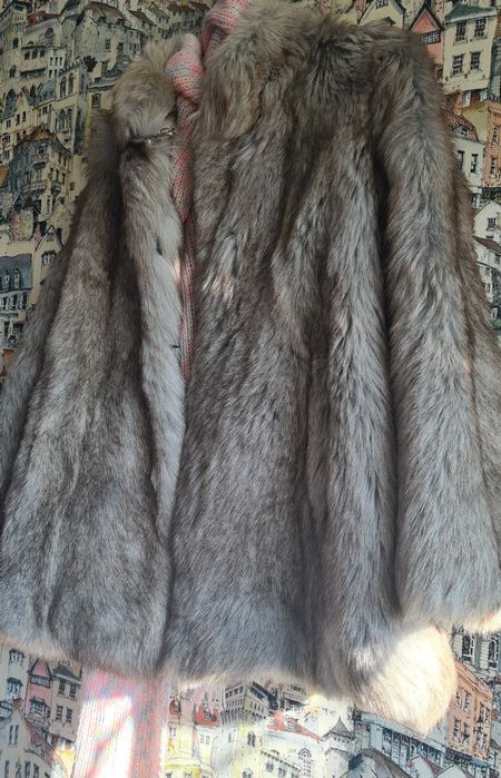 Шуба стильная ( натуральная)женская продаётся