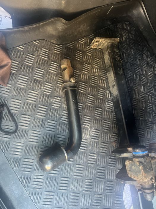 Cirlig dacia dustet pret 700 neg.