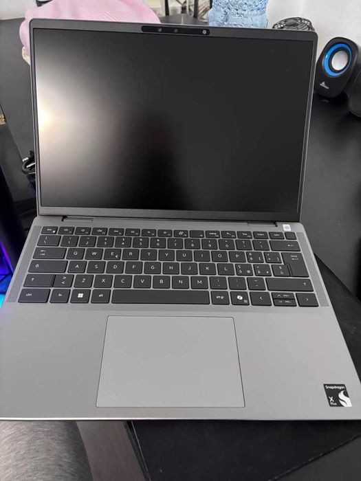 Dell Latitude 7455 – Snapdragon X Plus, 16GB RAM, 512GB SSD, QHD+ Touch
