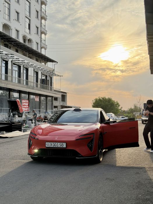 Avatr 06 dual motor 2025