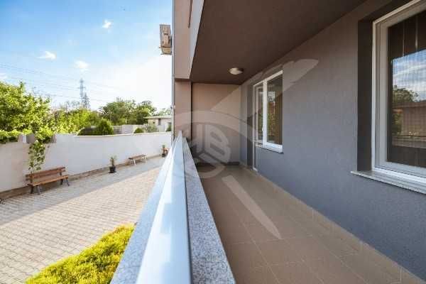 Продава се Тристаен апартамент в Пловдив, Коматево - 133 кв.м за 843 €/кв.м - Снимка #9