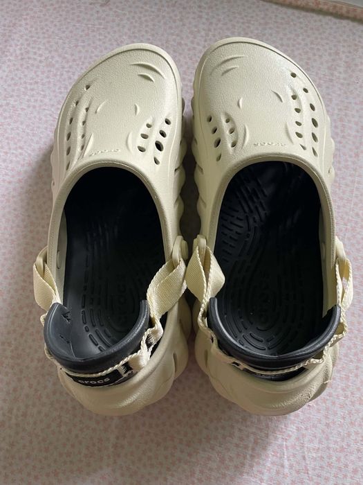 De vânzare crocs
